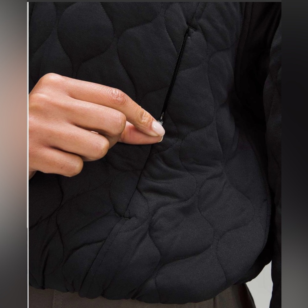 Lululemon Quilted Bomber Cropped Black Jacket Size 10 - Picture 5 of 14